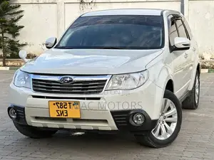 Subaru Forester 2011 White