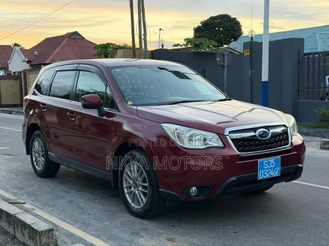 Subaru Forester 2014 Red