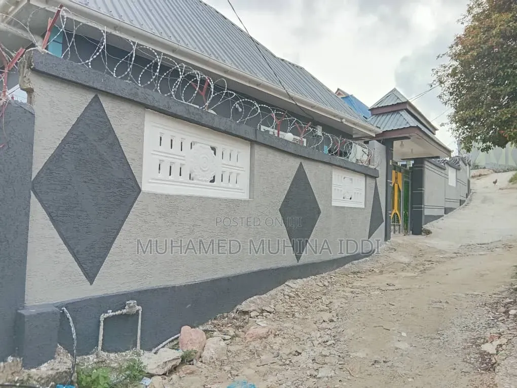 2bdrm Apartment in Kwa Msuguri, Mbezi for rent