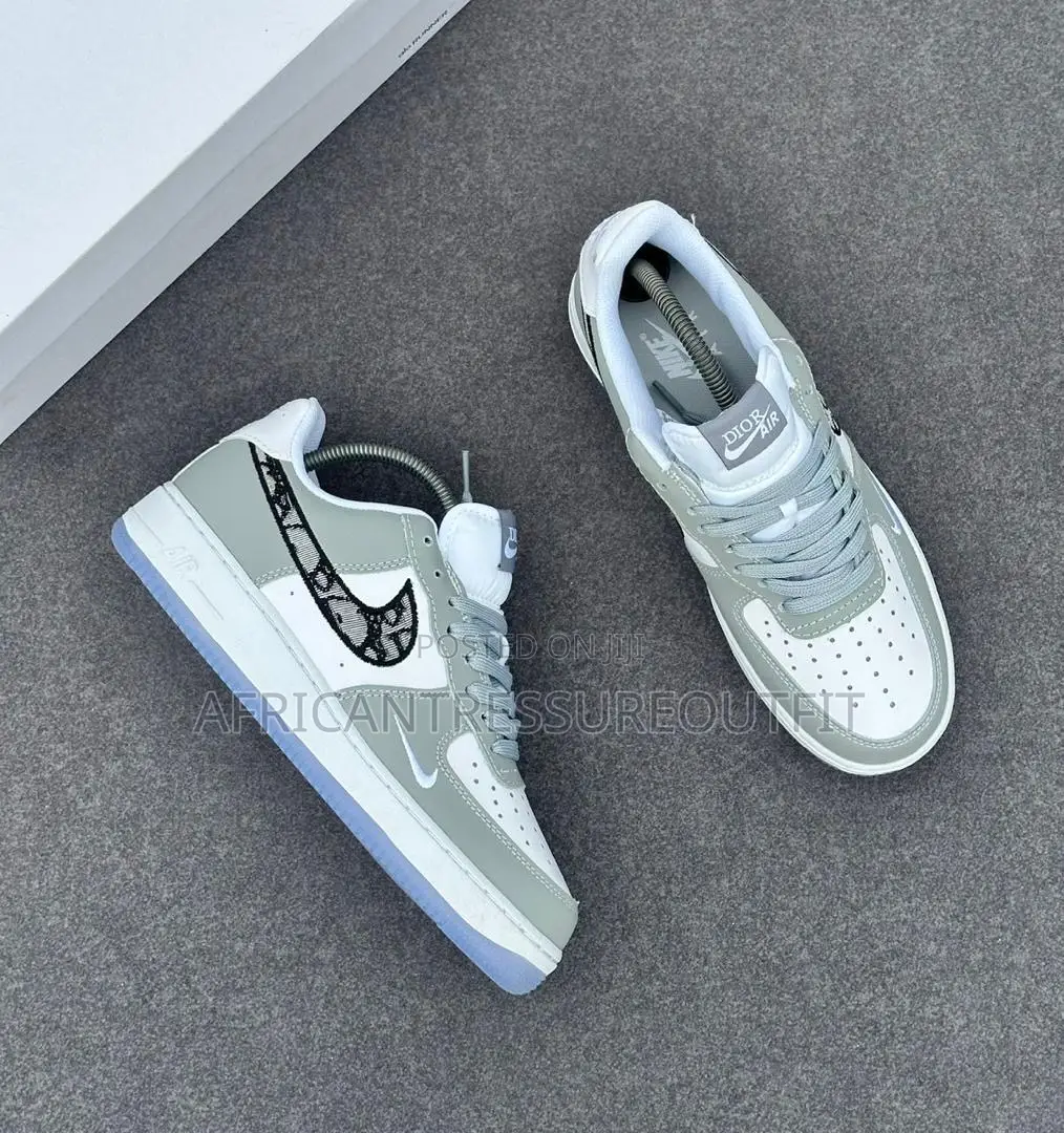 Nike Air Force 1 Low Sneakers Collection