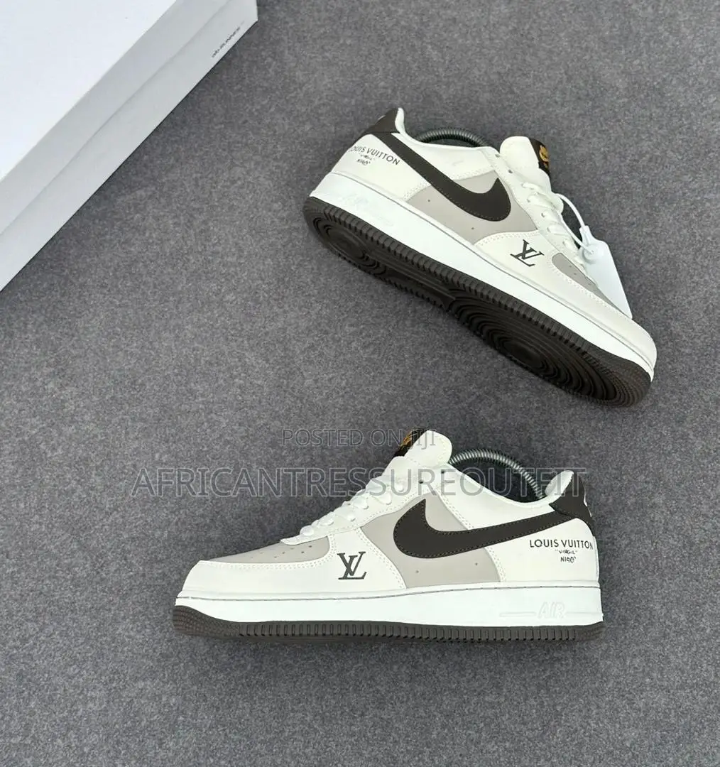 Nike Air Force 1 Low Sneakers Collection