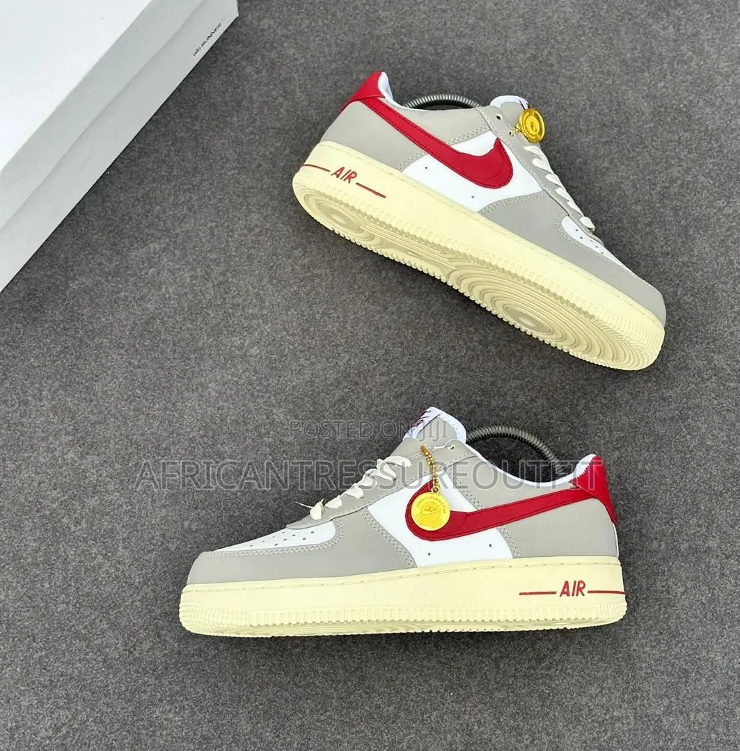 Nike Air Force 1 Low Sneakers Collection