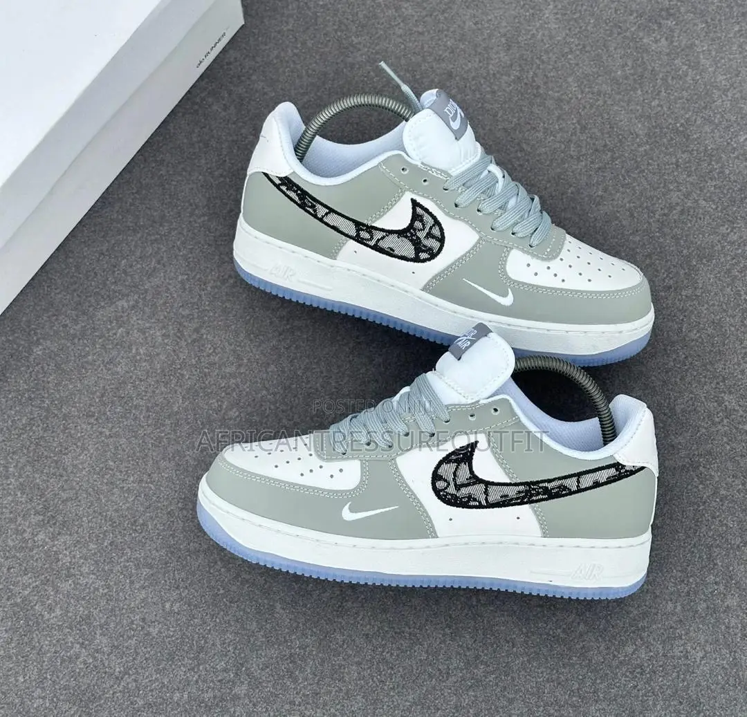 Nike Air Force 1 Low Sneakers Collection