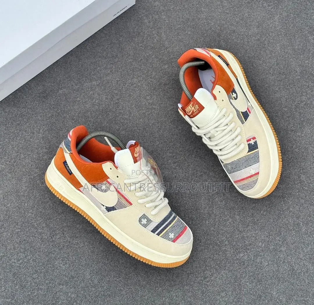Nike Air Force 1 Low Sneakers Collection