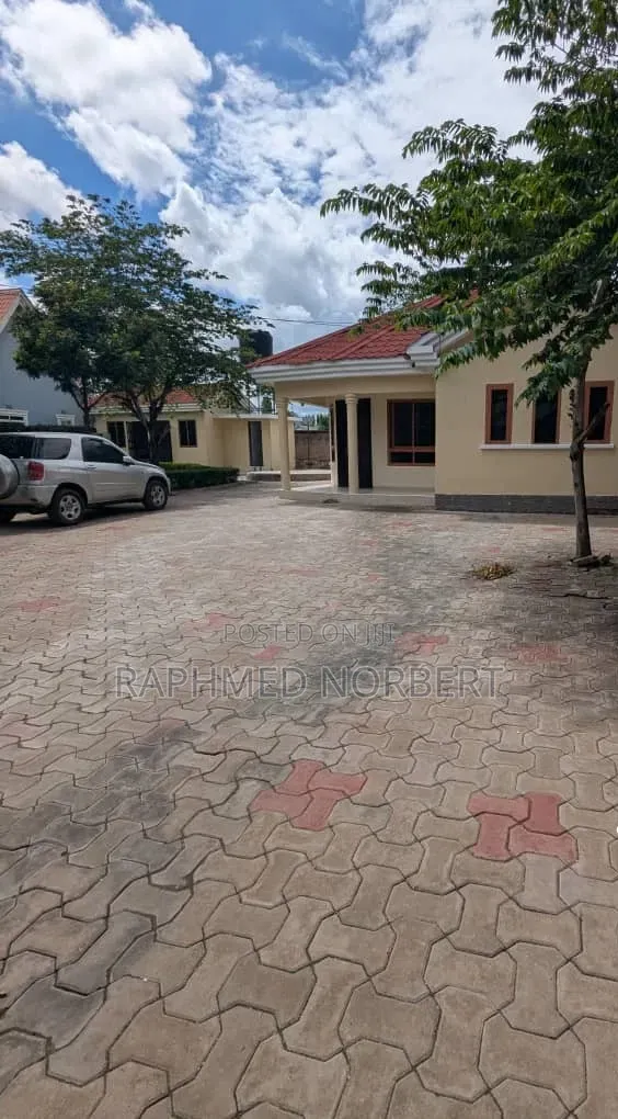 2bdrm House in Tanzania Realestates, Central Business Area for sale
