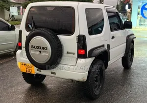 Suzuki Jimny 1.3 2010 White