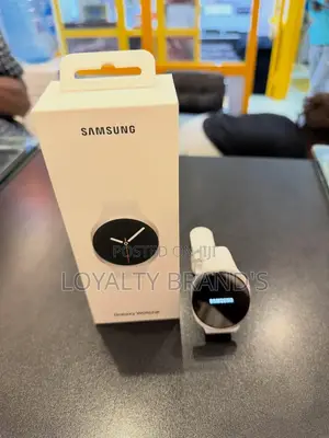 Samsung Galaxy Watch 8 40mm –| Fitness, Calls Notifications