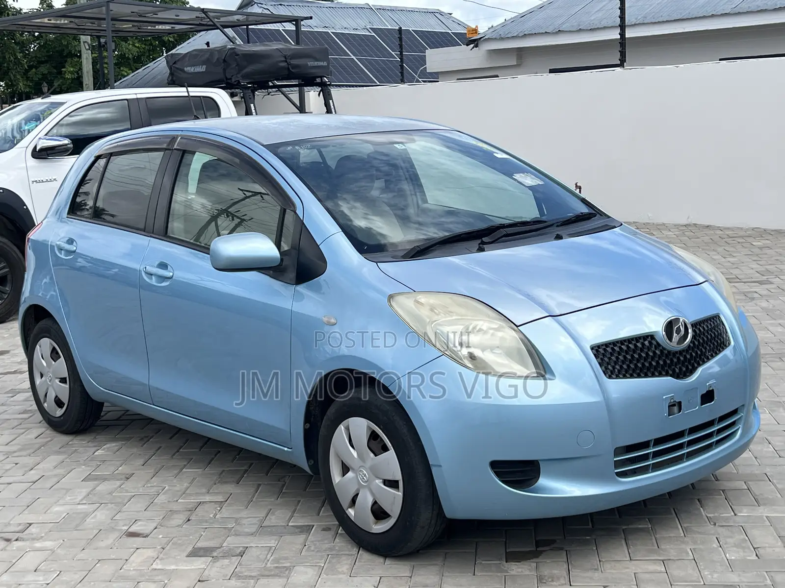 Toyota Vitz 2008 Blue