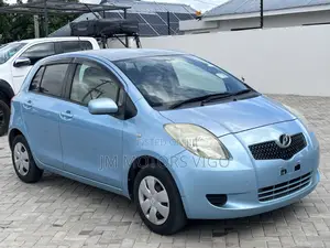 Toyota Vitz 2008 Blue