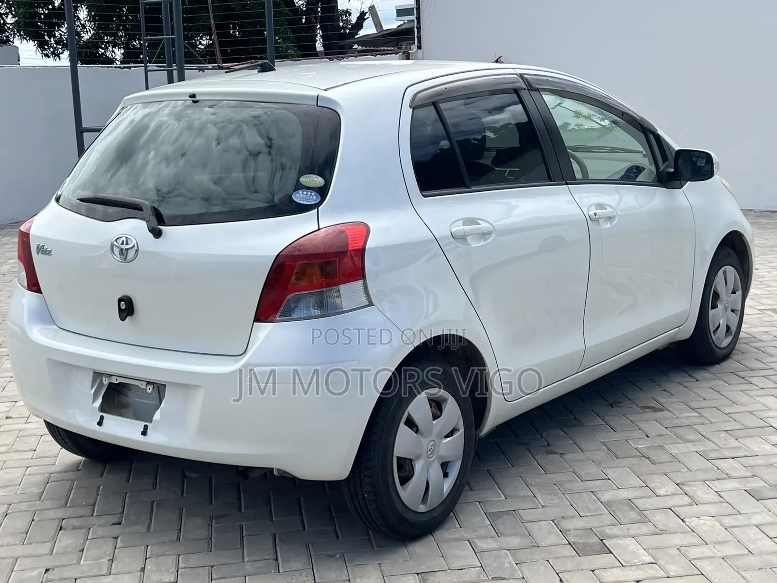 Toyota Vitz 2008 Pearl