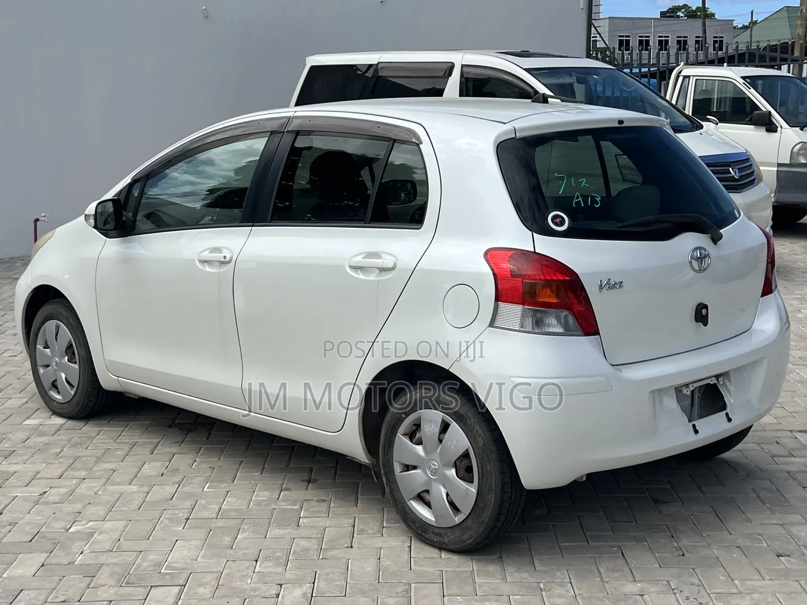 Toyota Vitz 2008 Pearl