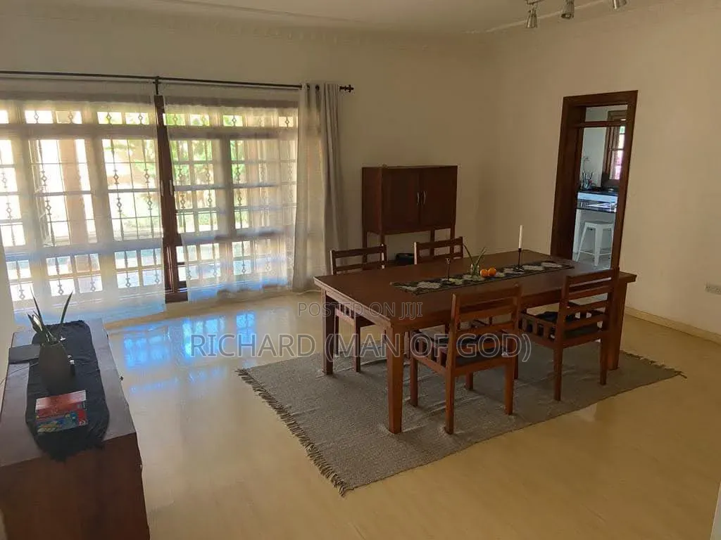 5bdrm Bungalow in Njiro for sale