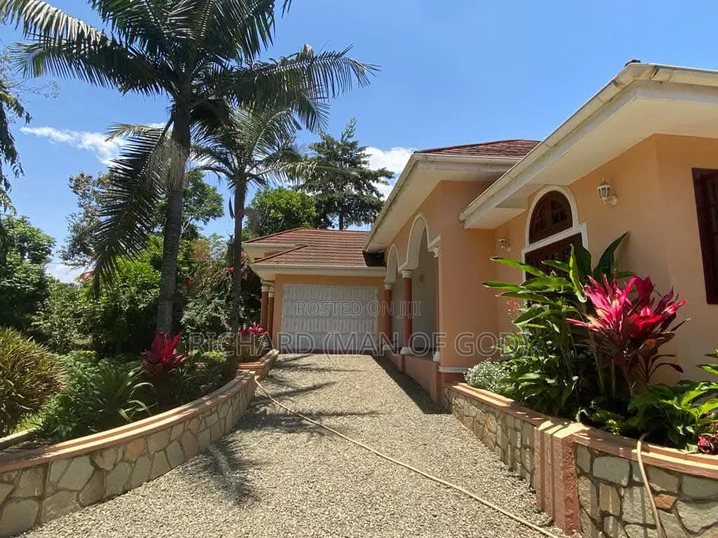 5bdrm Bungalow in Njiro for sale