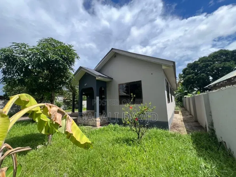 4bdrm House in Boko Msikitini, Bunju for sale