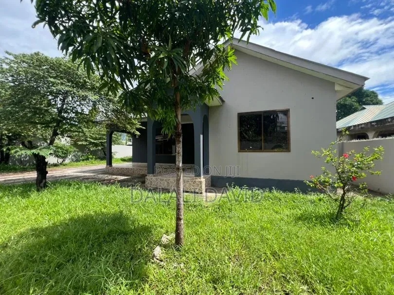 4bdrm House in Boko Msikitini, Bunju for sale