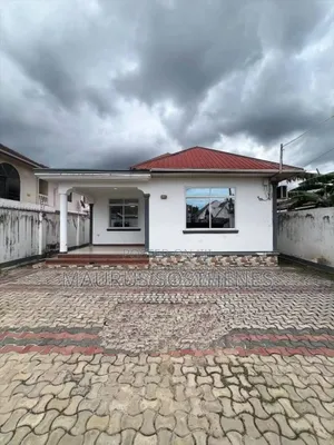 3bdrm House in Mikocheni for sale