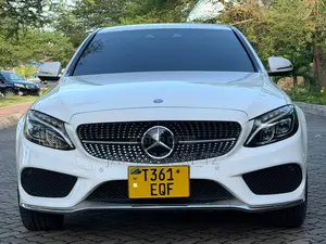Mercedes-Benz C200 2014 White