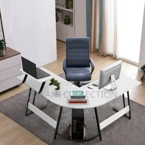 Gaming Table With Shape
