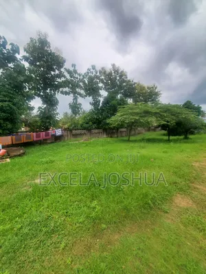 Kiwanja Kinauzwa Madale Mivumoni