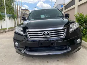 Toyota Vanguard 2012 Black