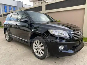 Toyota Vanguard 2012 Black