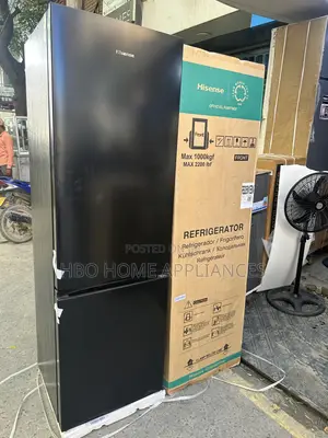 Hisense Fridge (265l)