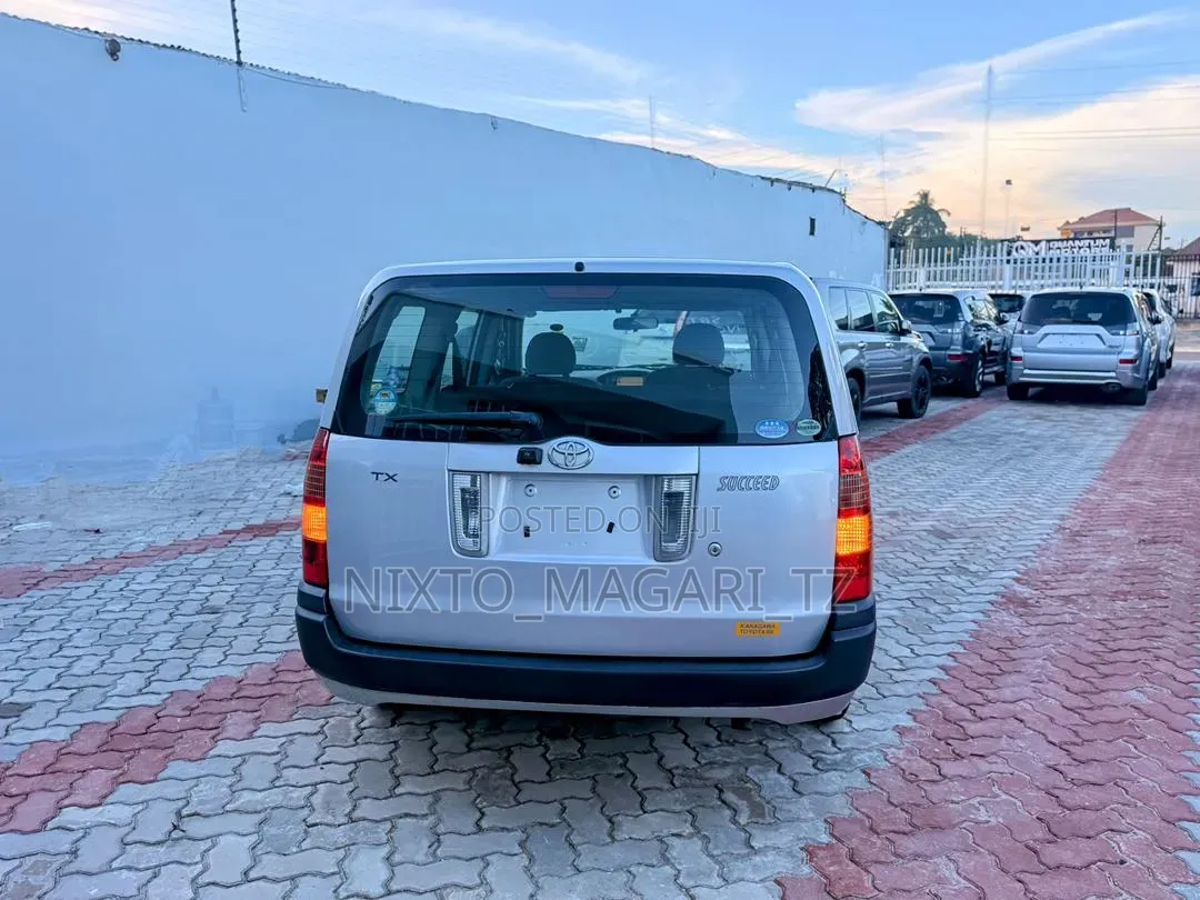 Toyota Probox 2006 Silver