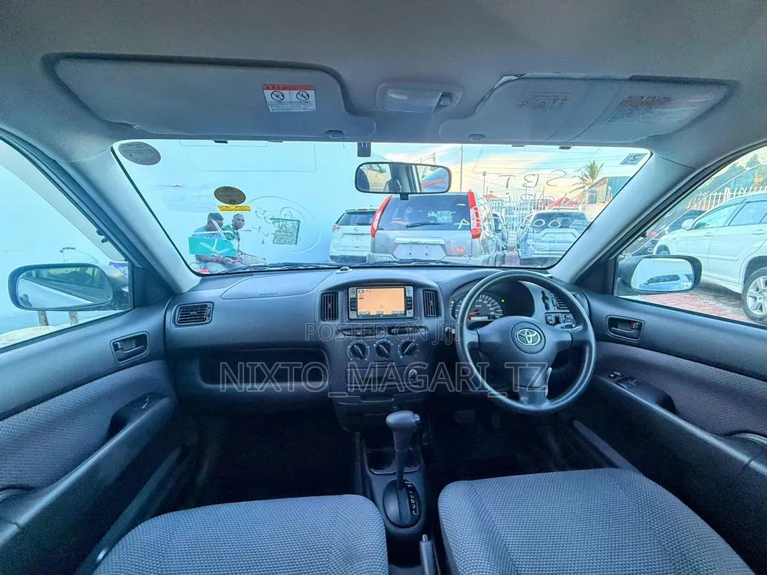 Toyota Probox 2006 Silver