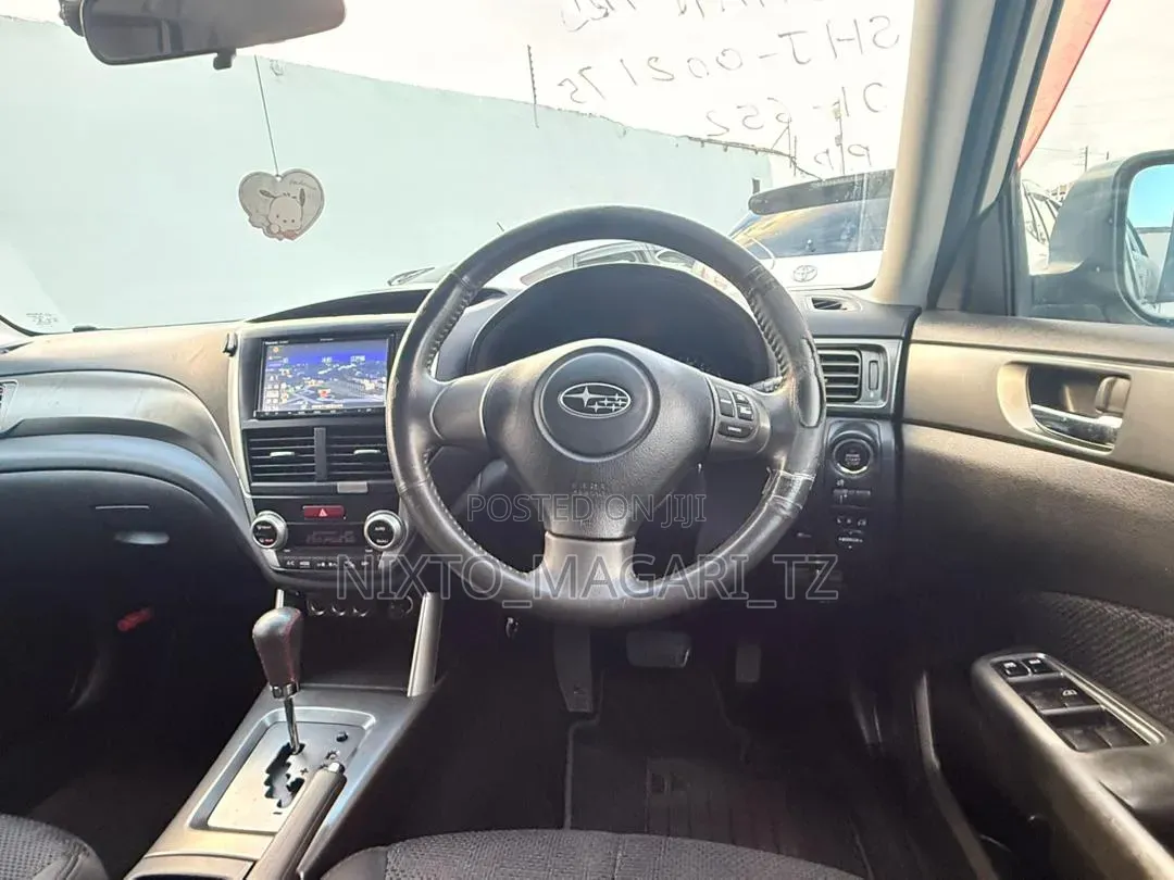 Subaru Forester 2010 White