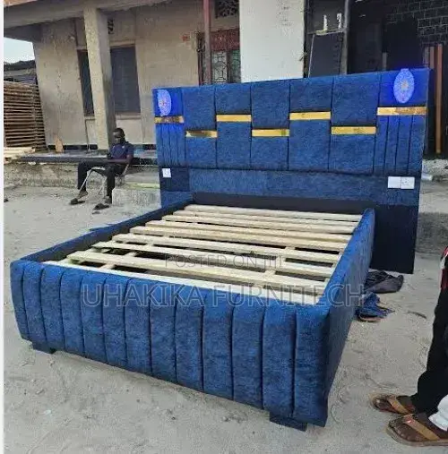Bedsofa Yenye Taa 5/6