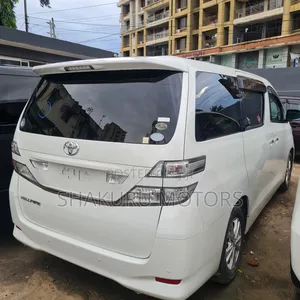 Toyota Alphard 2009 White