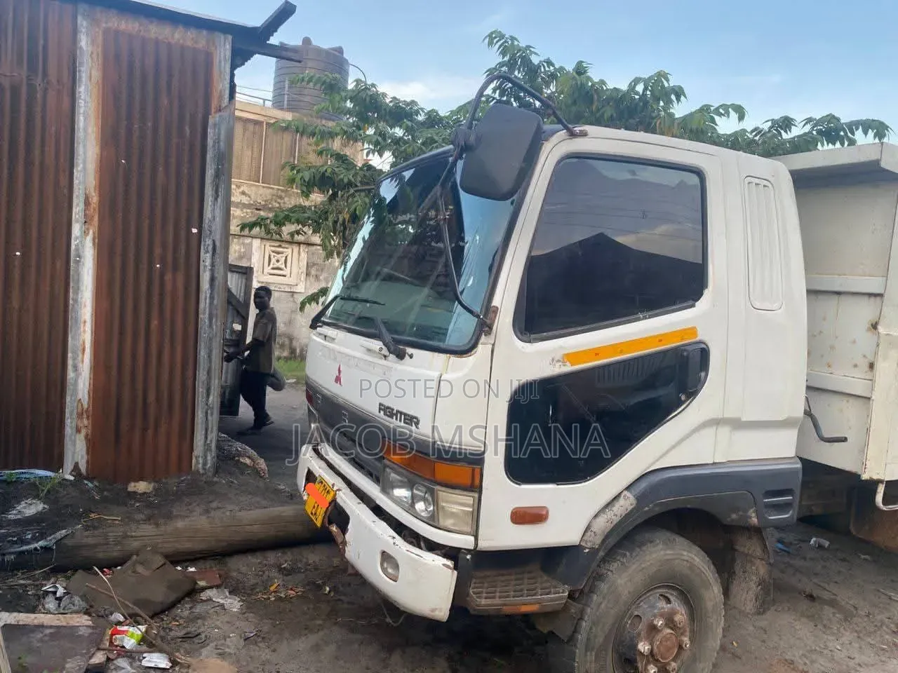 Fuso Tipa Engine 17