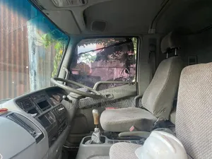 Fuso Tipa Engine 17