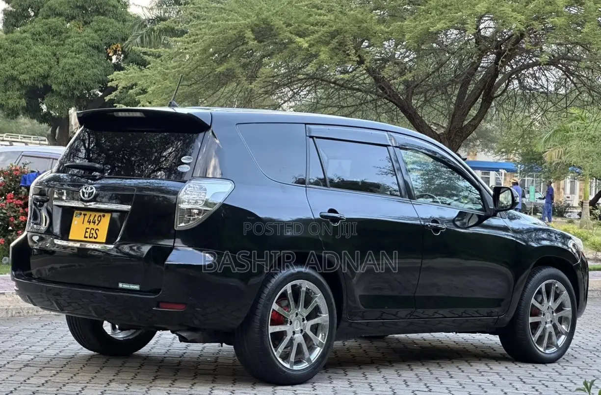 Toyota Vanguard 2010 Matt Black