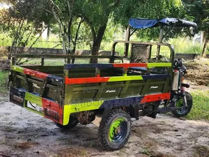 Bajaj Avenger 200 2024 Green