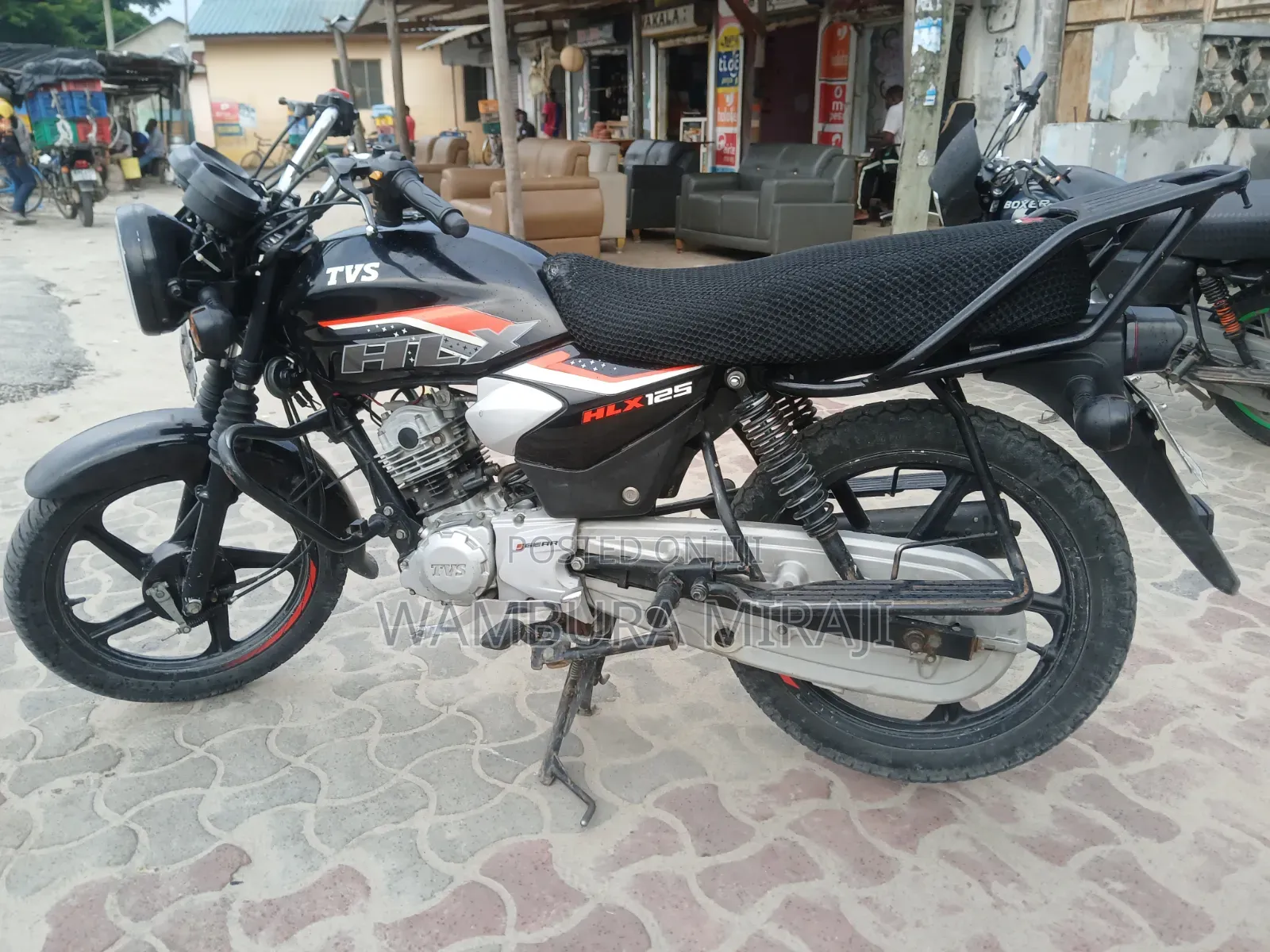 TVS HLX 125 2025 Black