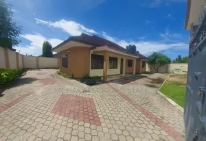 3bdrm House in Mchakama Real, Tabata for rent