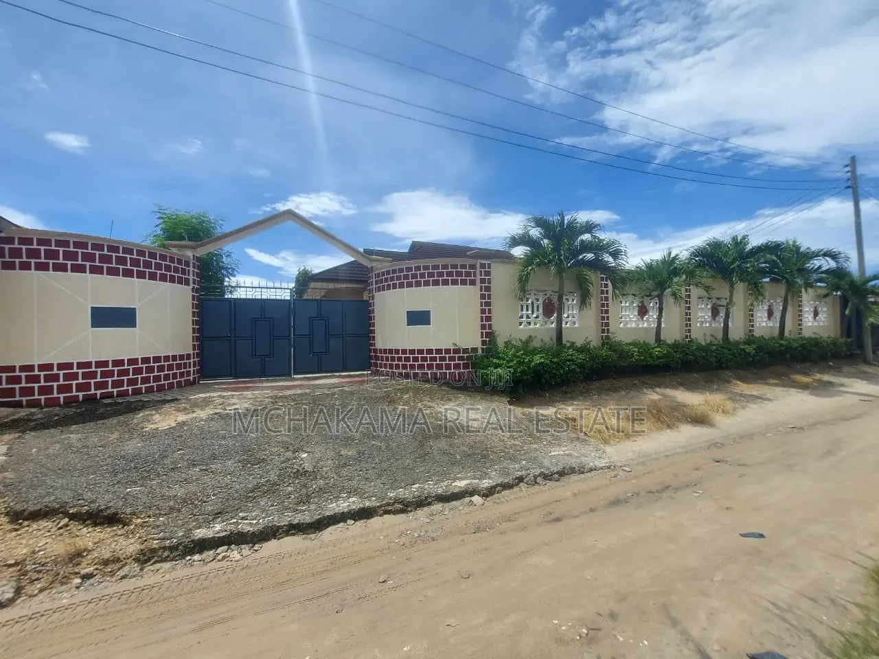 3bdrm House in Mchakama Real, Tabata for rent