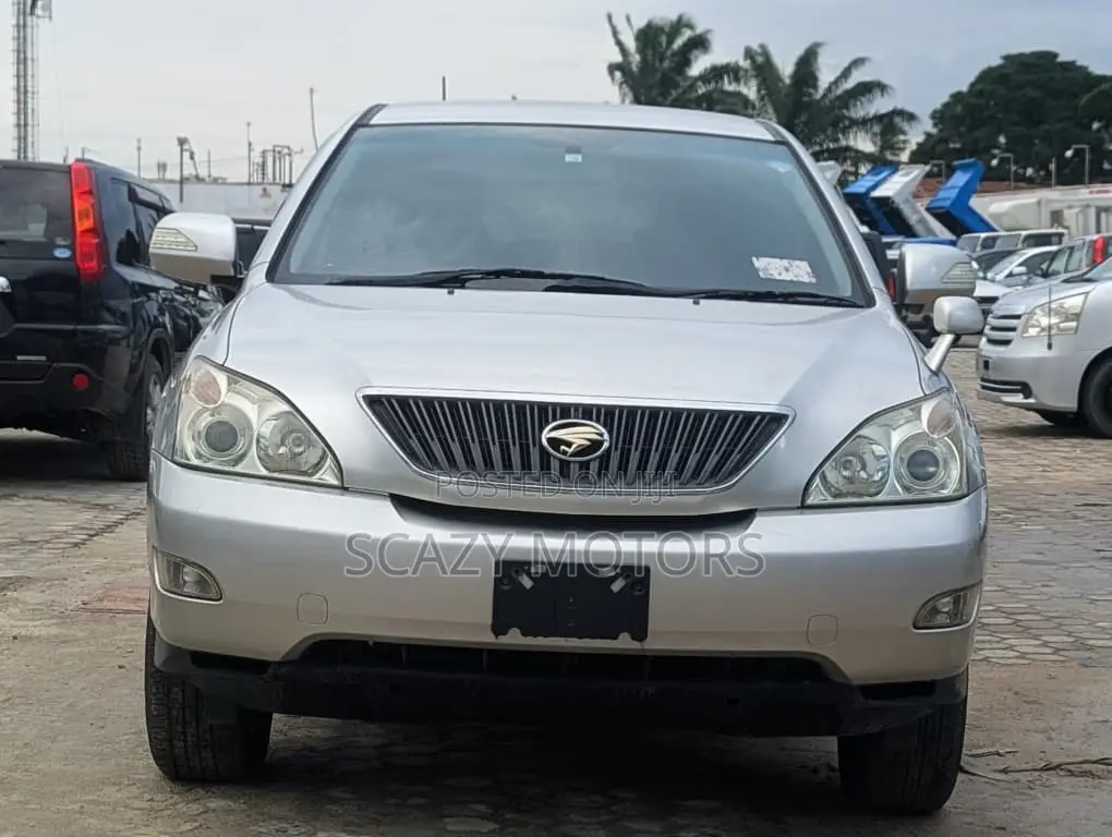 Toyota Harrier 2004 Silver
