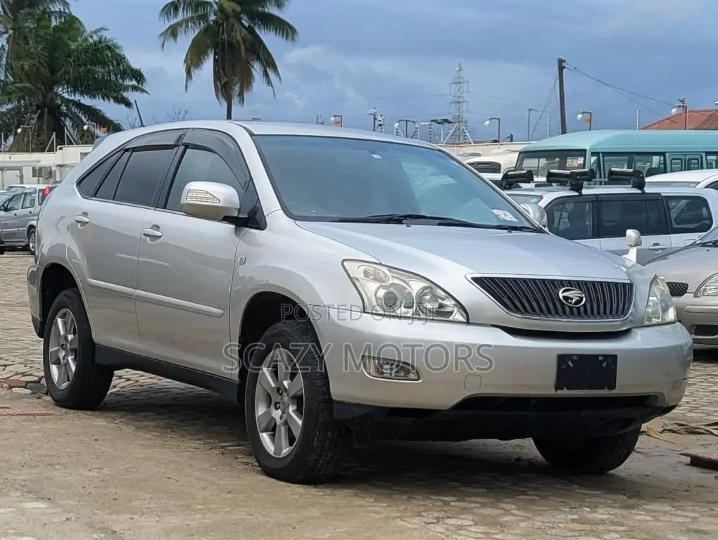Toyota Harrier 2004 Silver