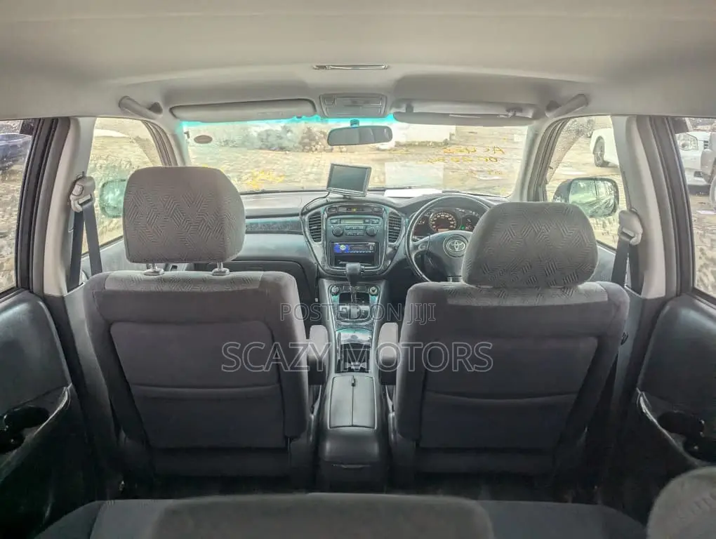 Toyota Kluger 2002 Black