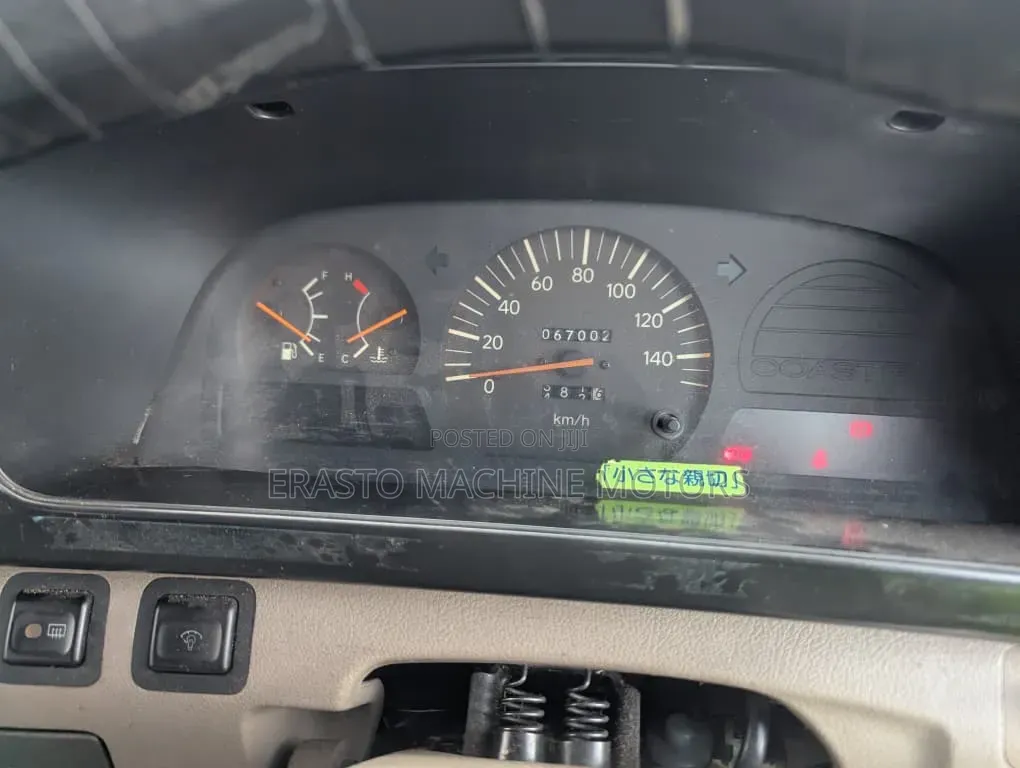 Toyota Coaster 2003