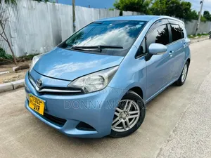 Toyota Ractis 1.5 AWD 2011 Blue