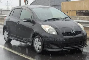 Toyota Vitz 2010 Black