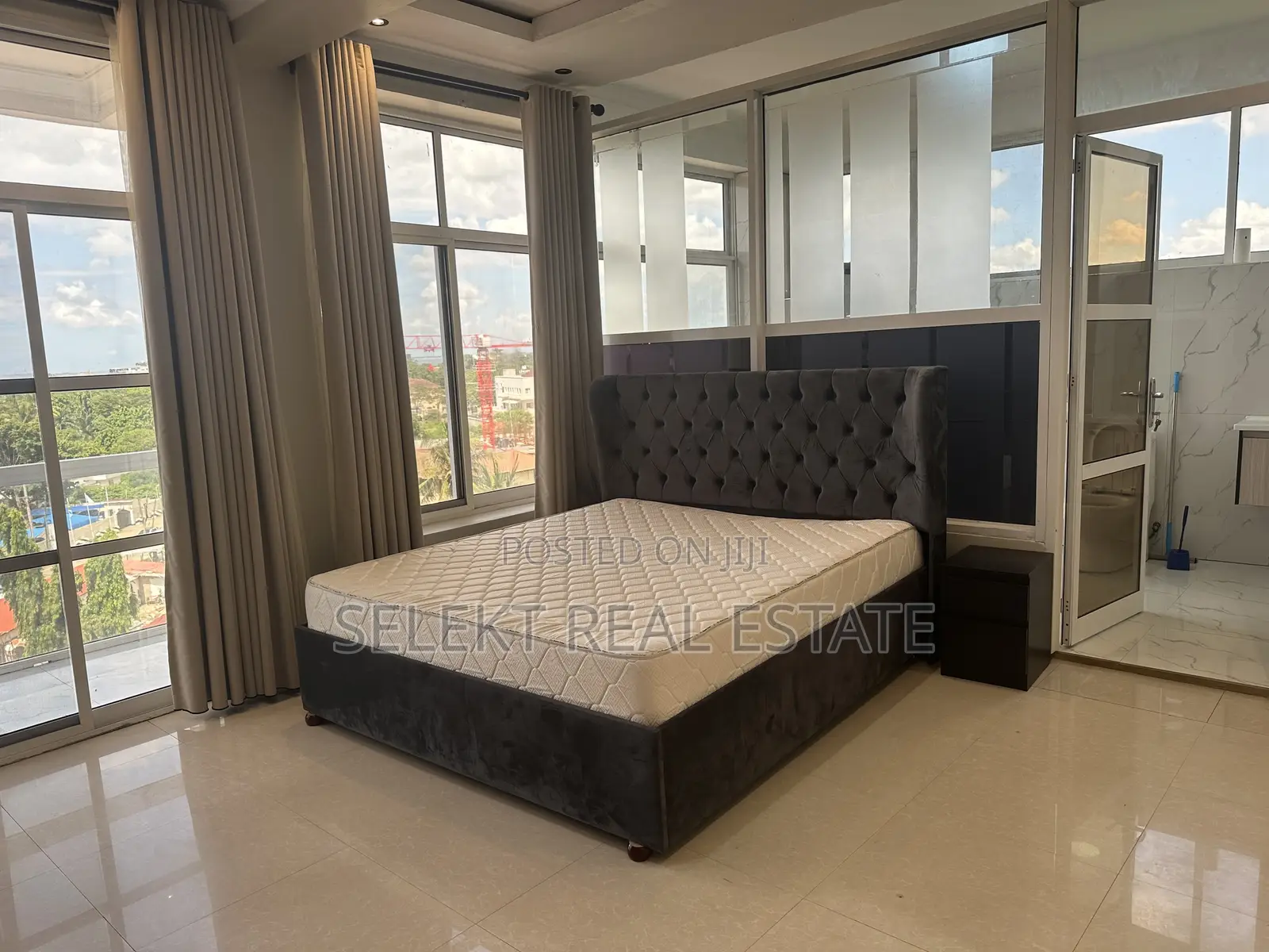 Furnished 2bdrm Apartment in Oyster Bay for rent