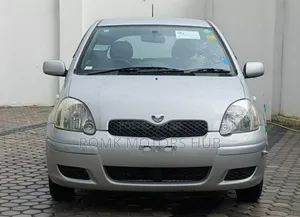 Toyota Vitz 2008 Silver