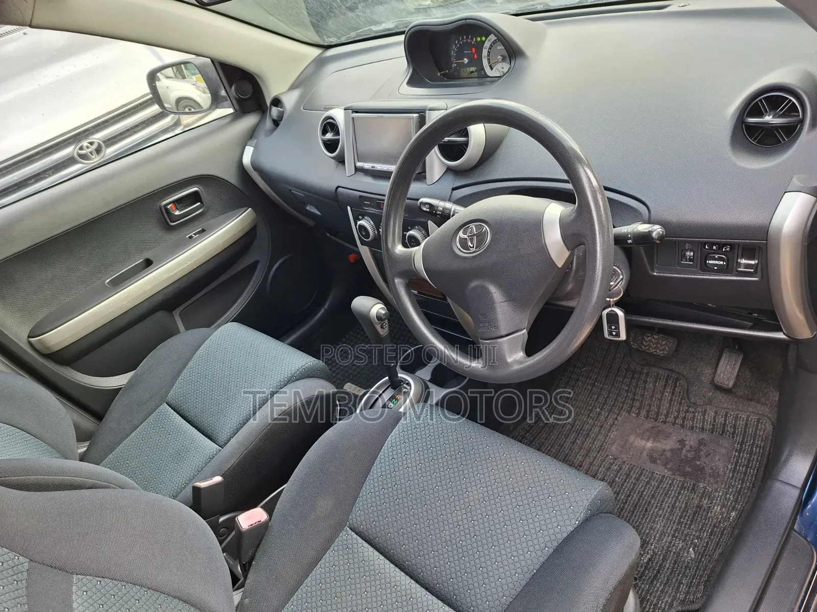 Toyota IST 2005 Blue