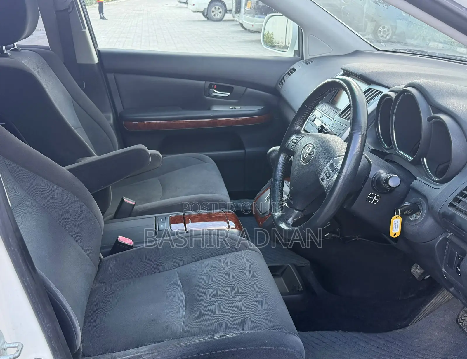 Toyota Harrier 2005 White