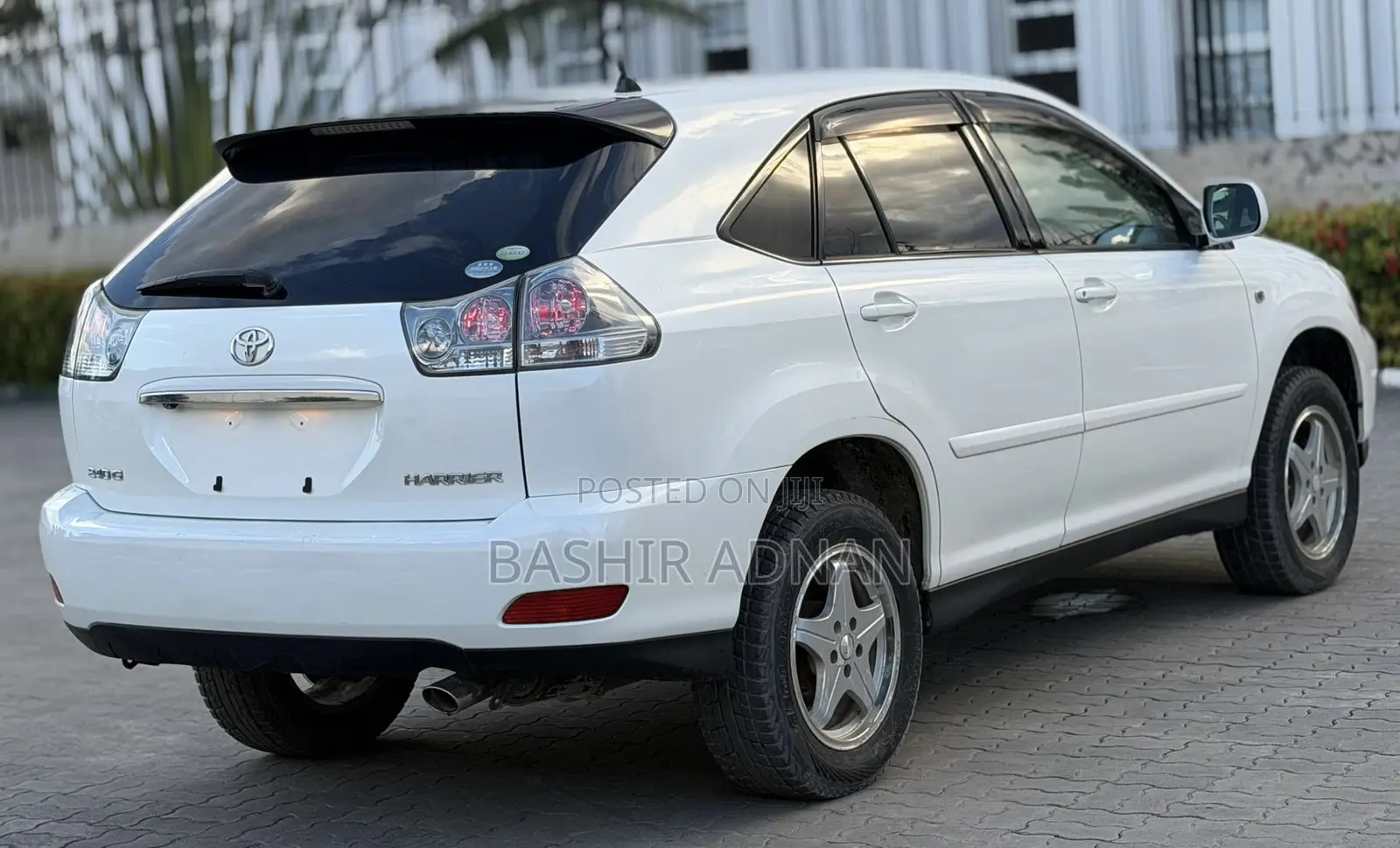 Toyota Harrier 2005 White