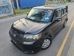 Toyota Corolla Rumion 2010 Black